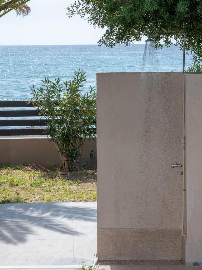 Atalanti Seaside Junior Suites ケラトカンボス エクステリア 写真